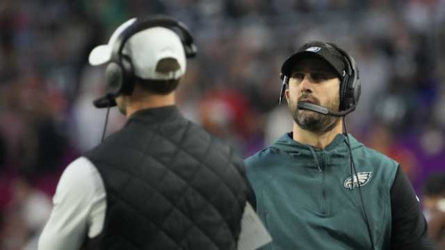 Eagles head coach Nick Sirianni with former DC Jonathan Gannon during Super Bowl LVII